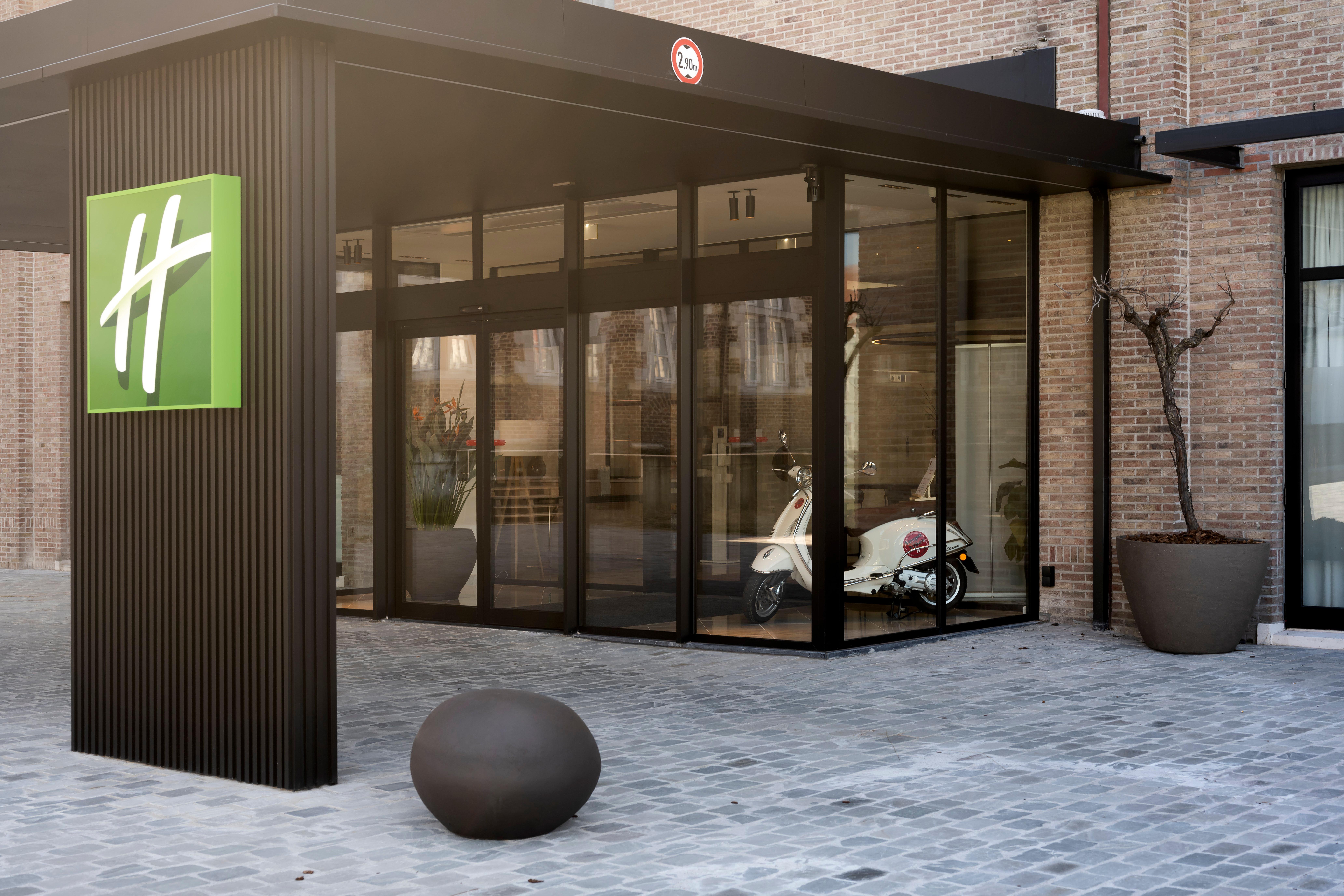 Holiday Inn Hasselt By Ihg Exterior foto