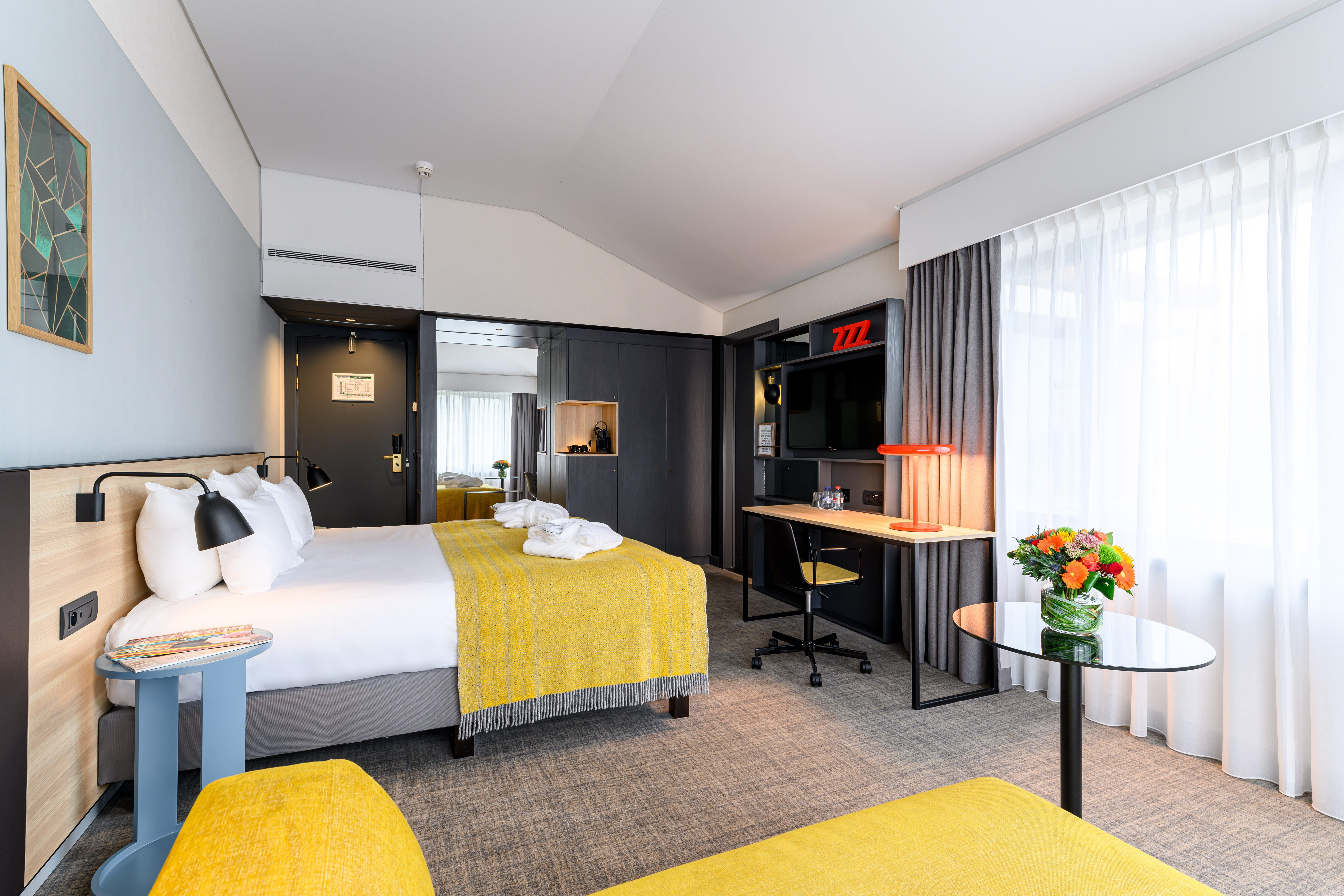 Holiday Inn Hasselt By Ihg Exterior foto